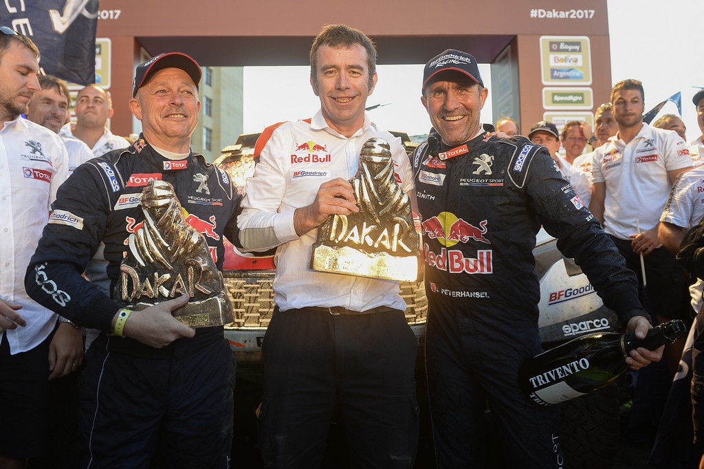 PEUGEOT TEM VITÓRIA TRIPLA HISTÓRICA NO DAKAR 2017 COM O 3008 DKR, foto 1