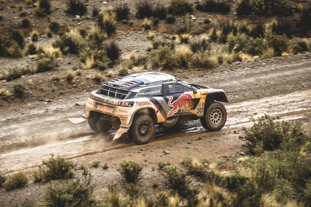 PEUGEOT TEM VITÓRIA TRIPLA HISTÓRICA NO DAKAR 2017 COM O 3008 DKR, foto 3