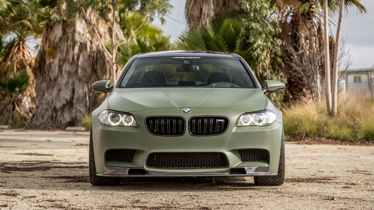VORSTEINER DÁ UM TOQUE MILITAR NO BMW M5, foto 2