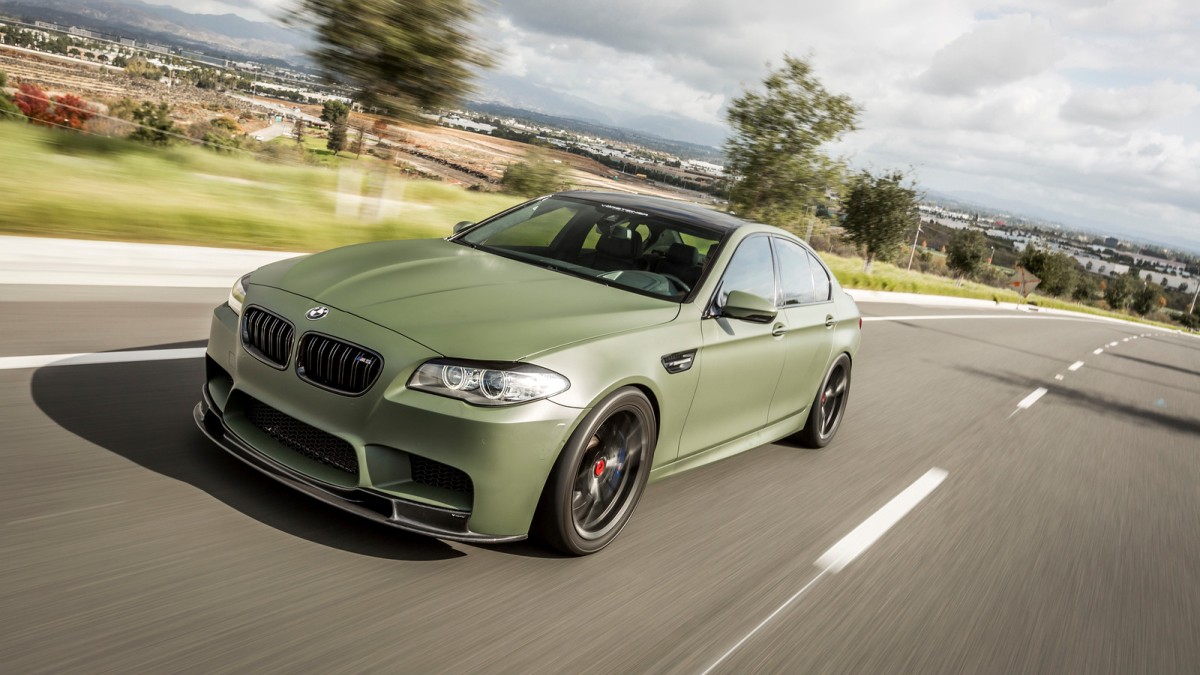 VORSTEINER DÁ UM TOQUE MILITAR NO BMW M5, foto 9