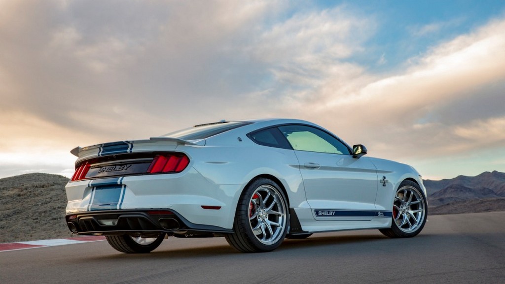FORD MUSTANG SHELBY SUPER SNAKE 50TH ANNIVERSARY CHEGA COM ATÉ 750 CV, foto 29