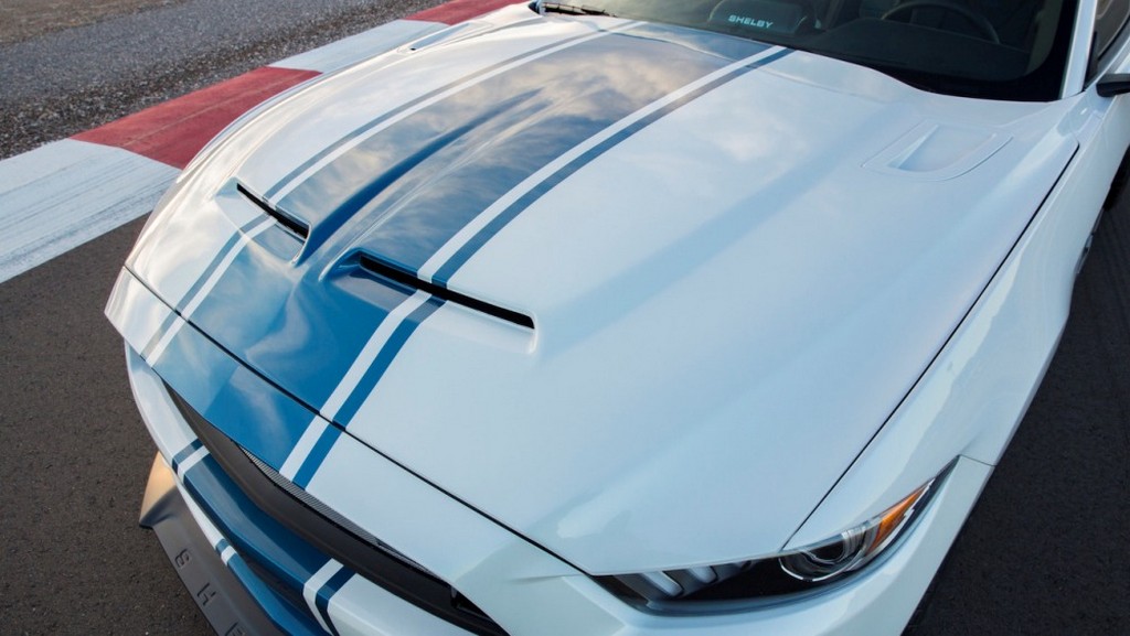 FORD MUSTANG SHELBY SUPER SNAKE 50TH ANNIVERSARY CHEGA COM ATÉ 750 CV, foto 33