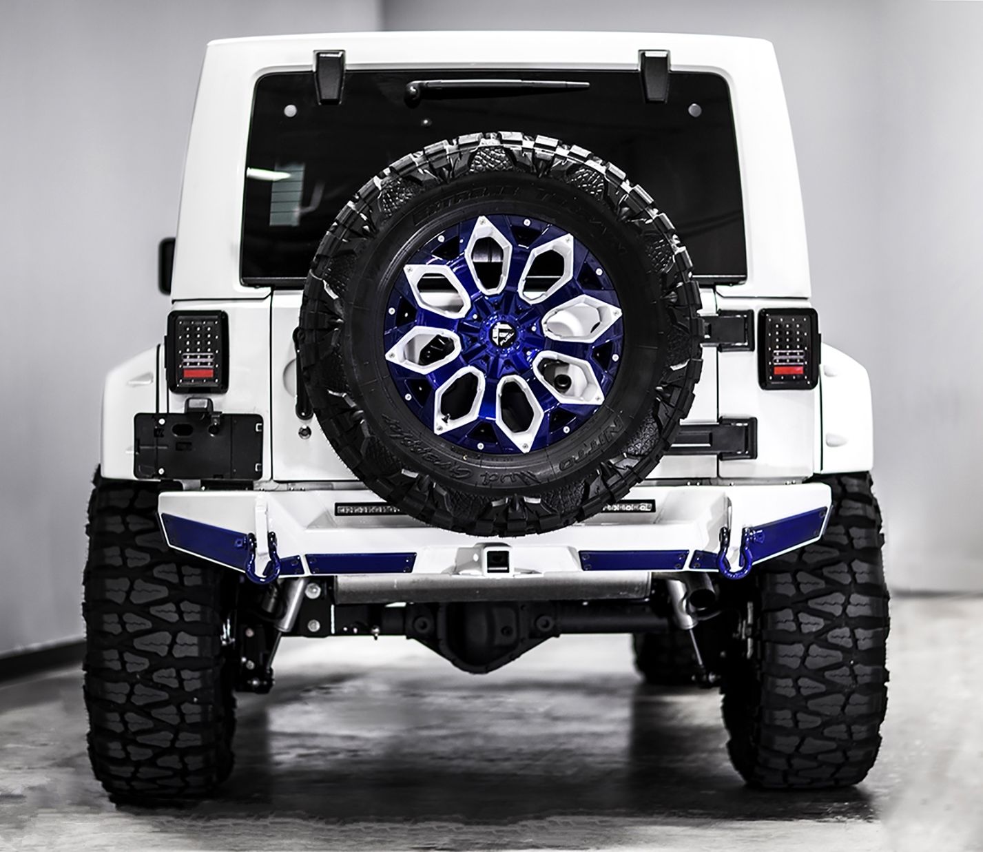 JEEP WRANGLER PRESTIGE INTIMIDATOR SURGE BRUTO E IMPONENTE, foto 6