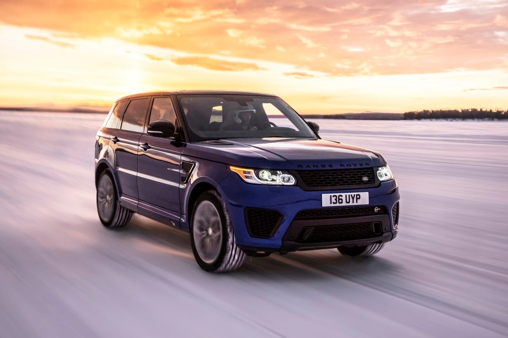 RANGE ROVER SPORT SVR REALIZA TESTES DE ACELERAÇÃO EM VÁRIOS TIPOS DE TERRENO, foto 1