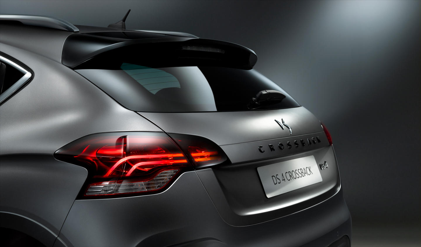 DS 4 CROSSBACK MOONDUST OFERECE ELEGÂNCIA E AVENTURA, foto 4