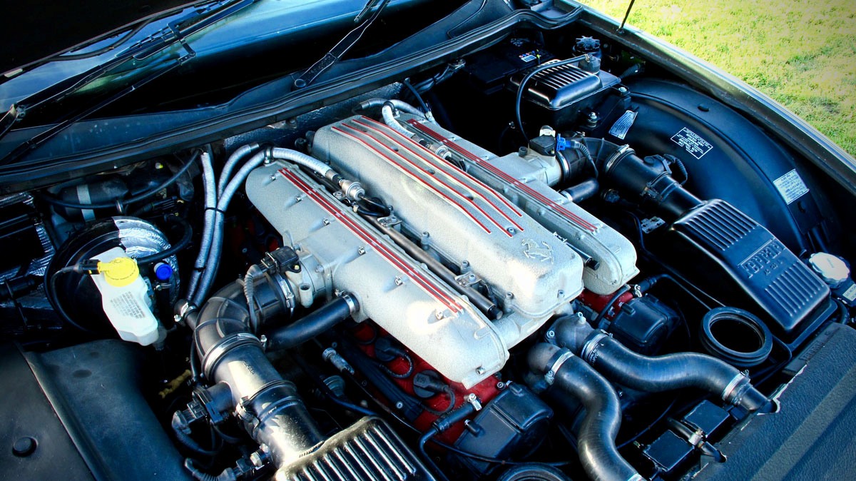 UM RARO FERRARI F550 MARANELLO WORLD SPEED RECORD EDITION SERÁ LEILOADO NO REINO UNIDO, foto 8