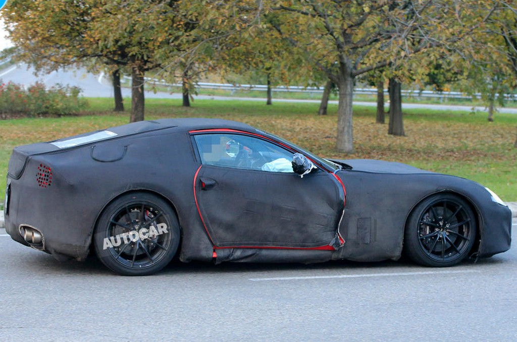 FERRARI F12 M CHEGARÁ MOTOR ASPIRADO DE 800 CV, foto 5