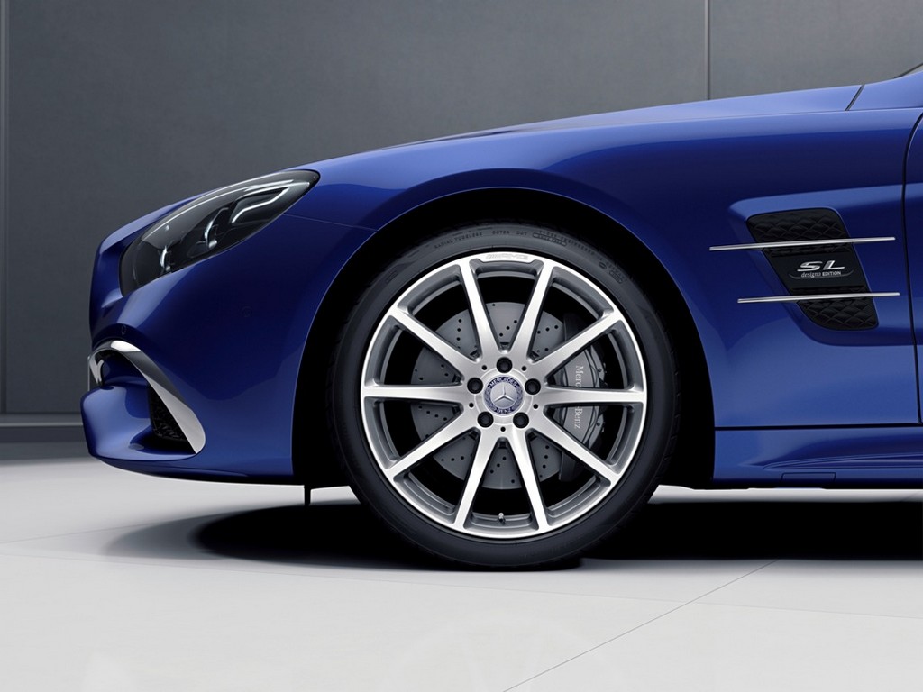 MERCEDES-BENZ SL DESIGNO EDITION: MAIS EXCLUSIVIDADE PARA O CONVERSÍVEL ALEMÃO, foto 3