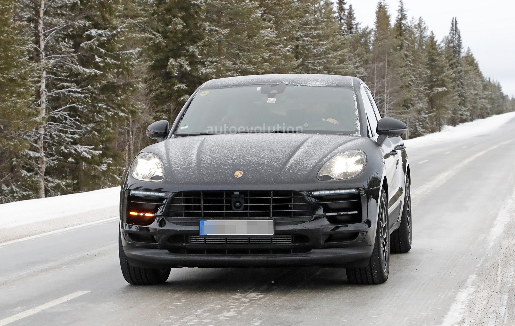PORSCHE JÁ ESTÁ TRABALHANDO NA RENOVAÇÃO DO MACAN, foto 1