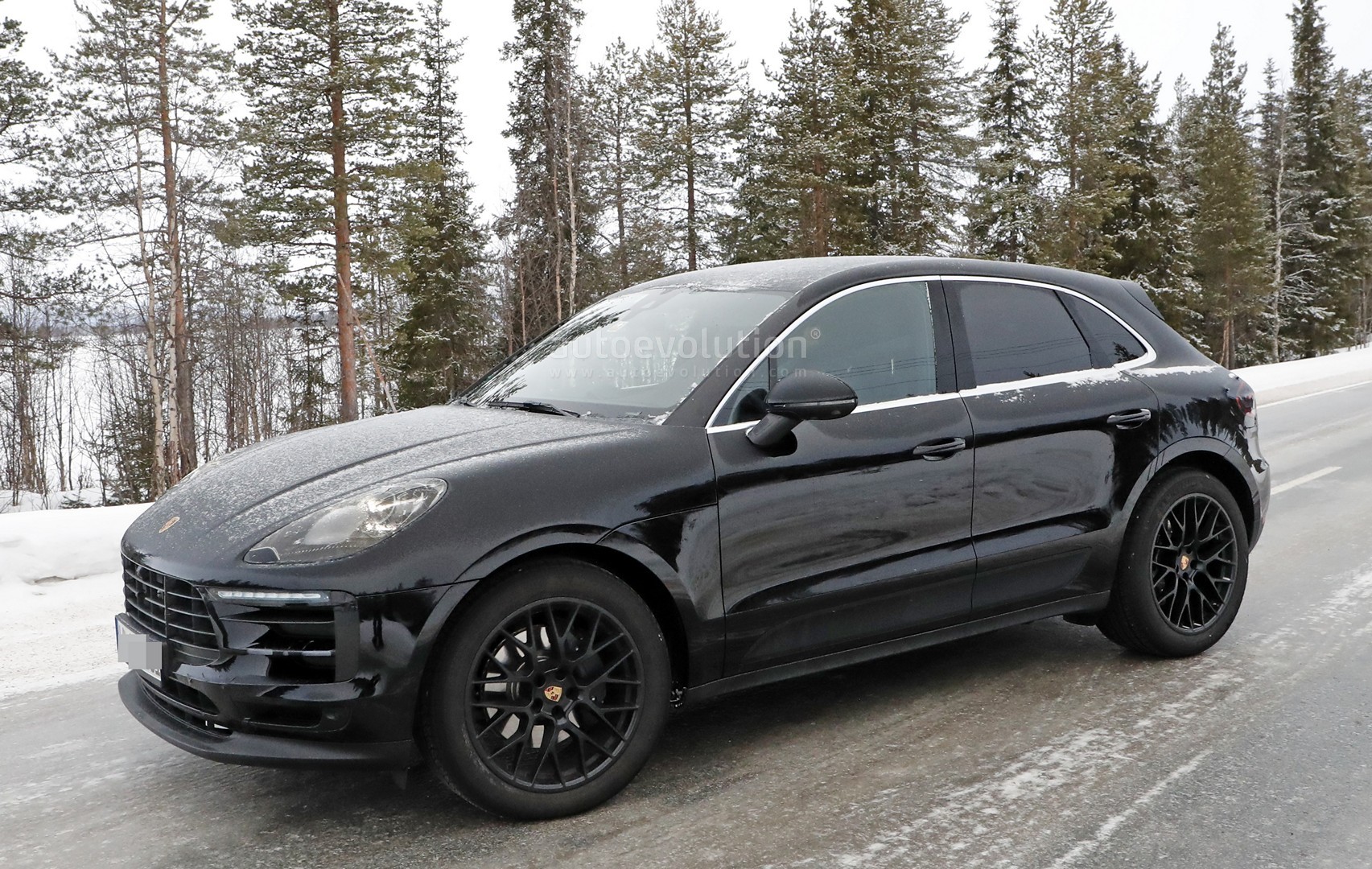 PORSCHE JÁ ESTÁ TRABALHANDO NA RENOVAÇÃO DO MACAN, foto 4