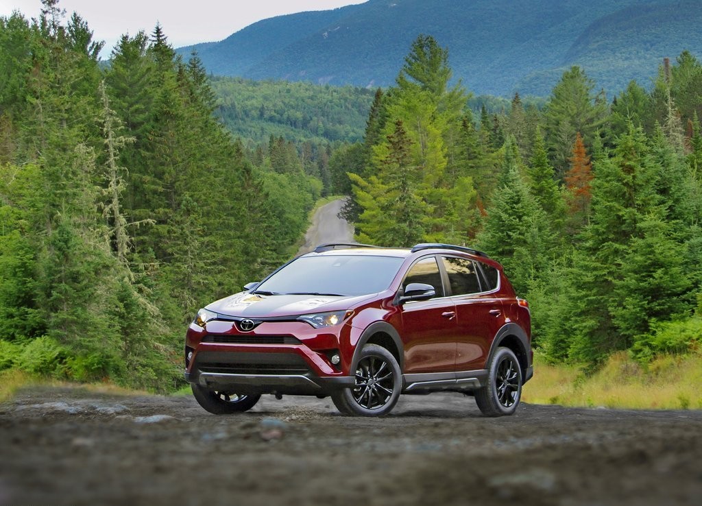 TOYOTA RAV4 ADVENTURE REVELADO NO SALÃO DE CHICAGO, foto 1