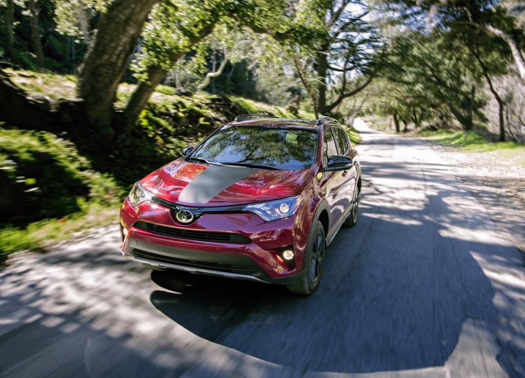 TOYOTA RAV4 ADVENTURE REVELADO NO SALÃO DE CHICAGO, foto 3