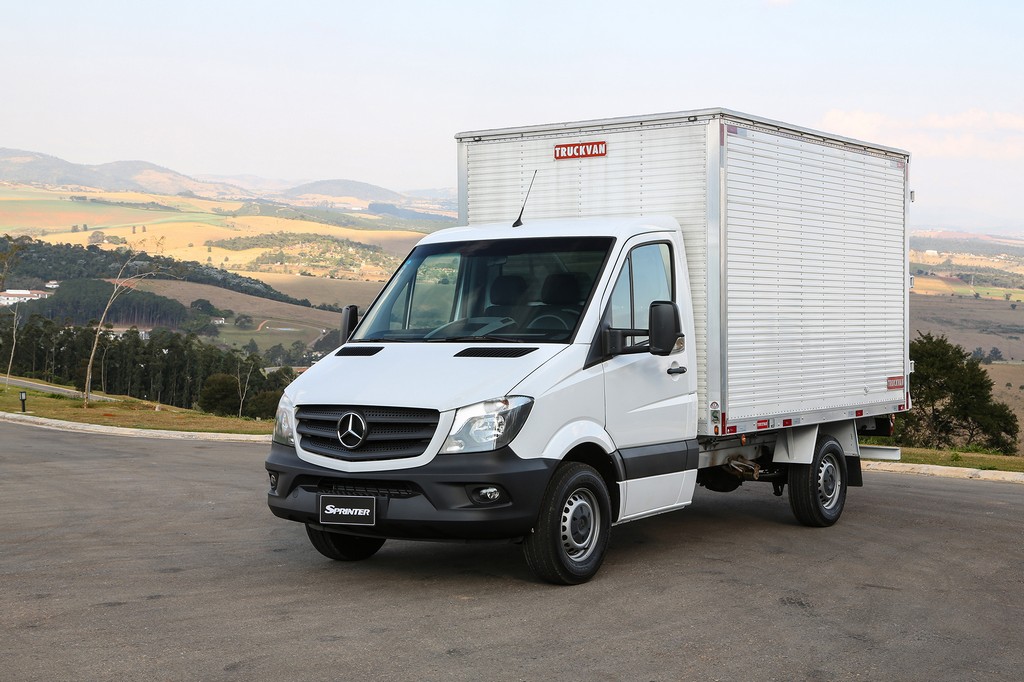 MERCEDES-BENZ PREVÊ AUMENTO NAS VENDAS DE CHASSIS COM CABINE NO MERCADO, foto 6