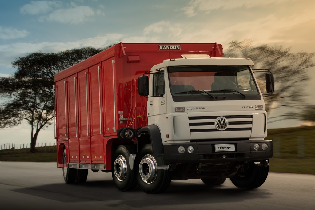 CAMINHÕES VOLKSWAGEN COMPROVAM SUAS VANTAGENS EM SUPER CONVENÇÃO DA AMBEV, foto 1