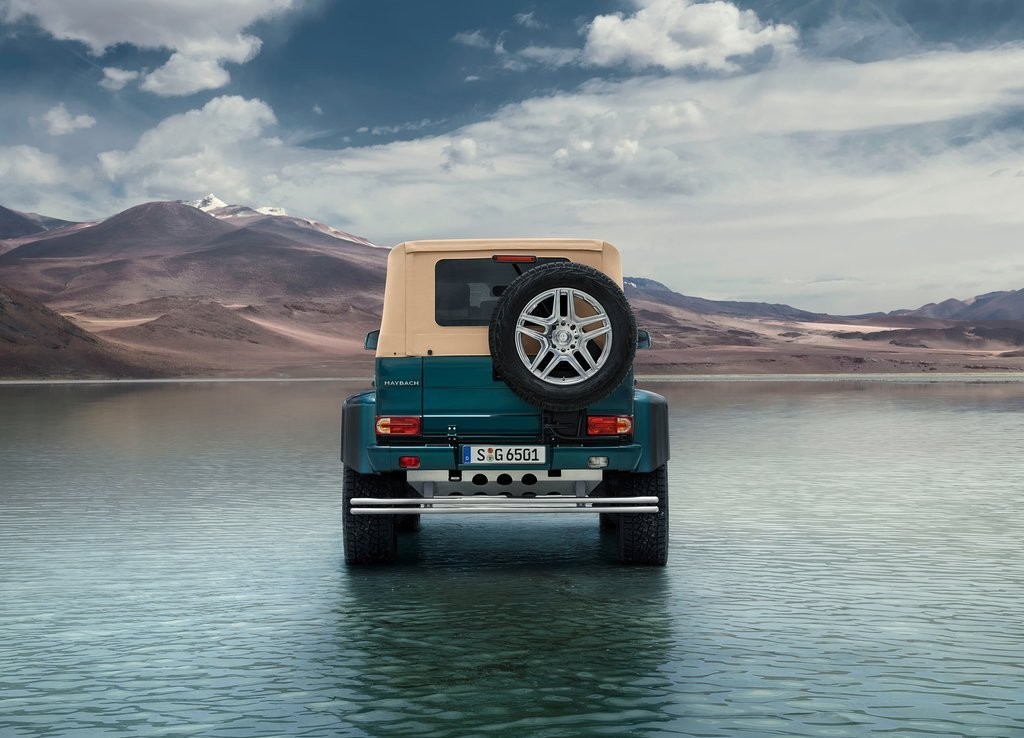 MERCEDES-MAYBACH G 650 LANDAULET SERÁ APRESENTADO AO PÚBLICO EM GENEBRA, foto 12