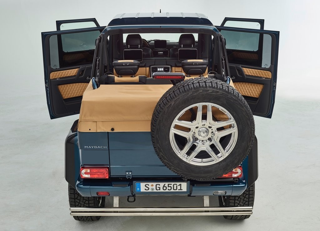 MERCEDES-MAYBACH G 650 LANDAULET SERÁ APRESENTADO AO PÚBLICO EM GENEBRA, foto 13