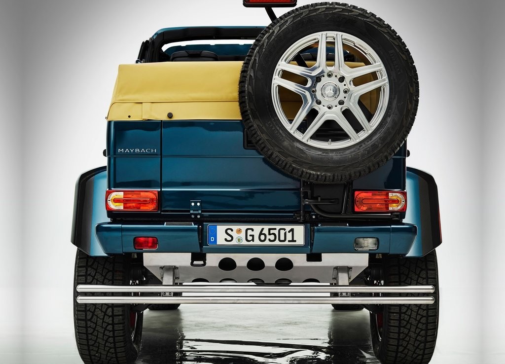MERCEDES-MAYBACH G 650 LANDAULET SERÁ APRESENTADO AO PÚBLICO EM GENEBRA, foto 15
