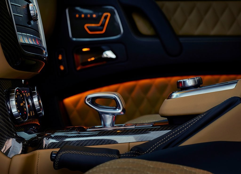 MERCEDES-MAYBACH G 650 LANDAULET SERÁ APRESENTADO AO PÚBLICO EM GENEBRA, foto 20