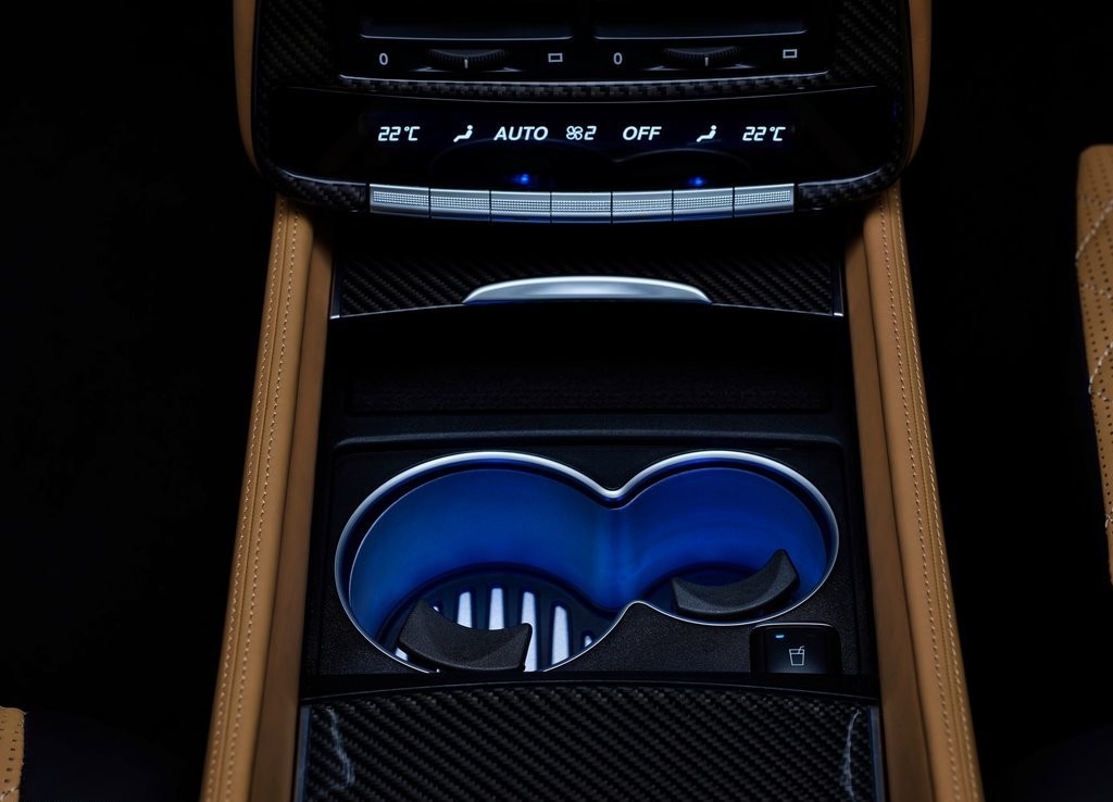 MERCEDES-MAYBACH G 650 LANDAULET SERÁ APRESENTADO AO PÚBLICO EM GENEBRA, foto 22