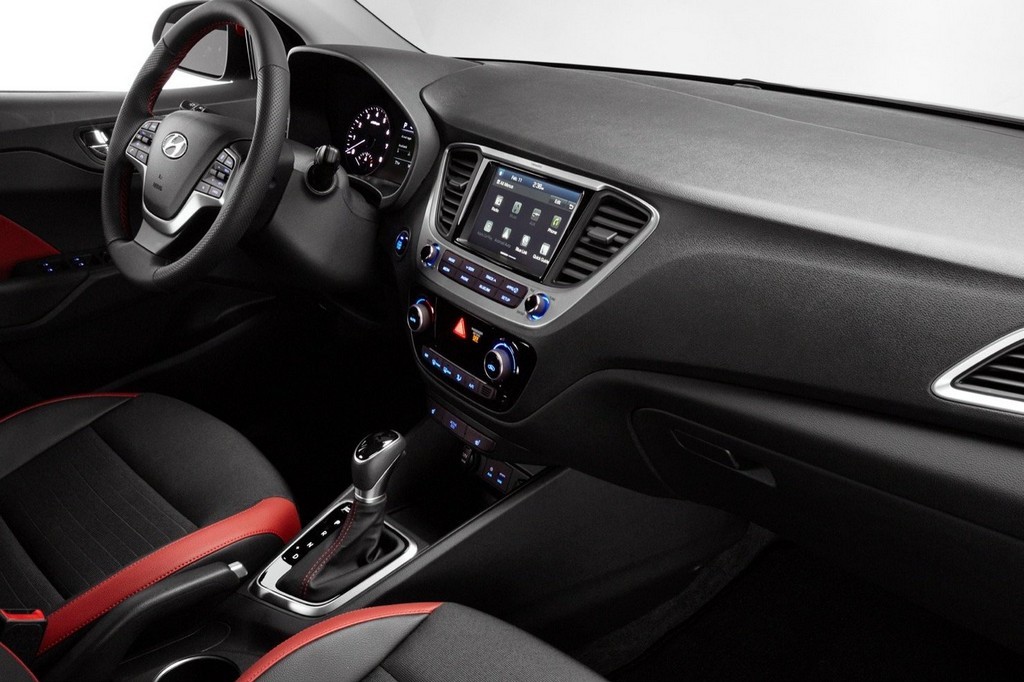 NOVO HYUNDAI ACCENT 2017 ESTREIA NO SALÃO DE TORONTO, foto 11