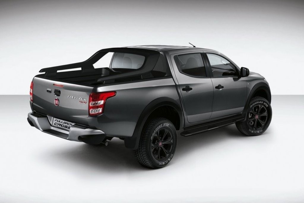 FIAT FULLBACK CROSS CHEGA A GENEBRA MOSTRANDO FORÇA E UMA IMAGEM ESPORTIVA, foto 2