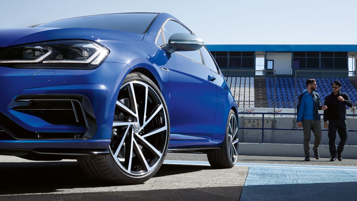 NOVO VOLKSWAGEN GOLF R PERFORMANCE SURGE AINDA MAIS RADICAL, foto 6