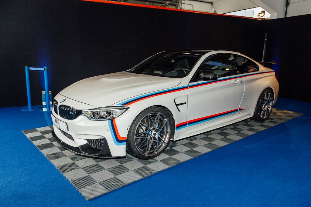 BMW M4 MAGNY-COURS EDITION PRESTA UMA HOMENAGEM AO CIRCUITO FRANCÊS, foto 2