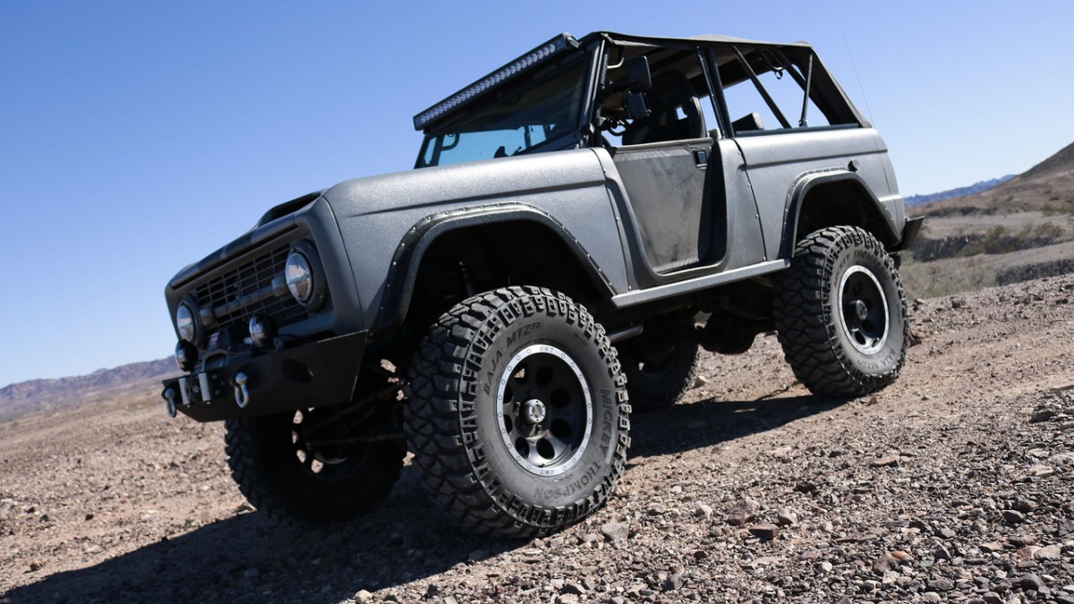 ASSIM FICOU UM FORD BRONCO DE 1975 PREPARADO PELA ZERO TO 60 DESIGNS, foto 2