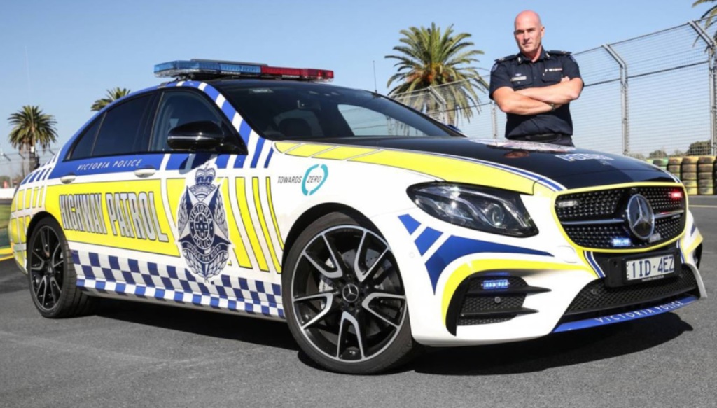 POLÍCIA AUSTRALIANA RECEBE UM MERCEDES-AMG E 43, foto 2
