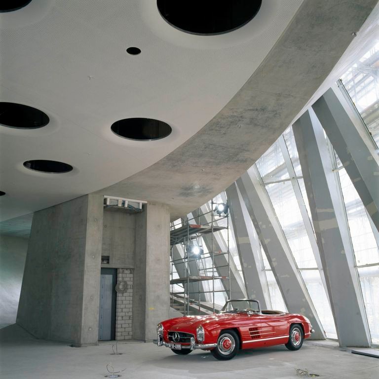 MERCEDES-BENZ 300 SL ROADSTER CELEBRA SEUS 60 ANOS, foto 2
