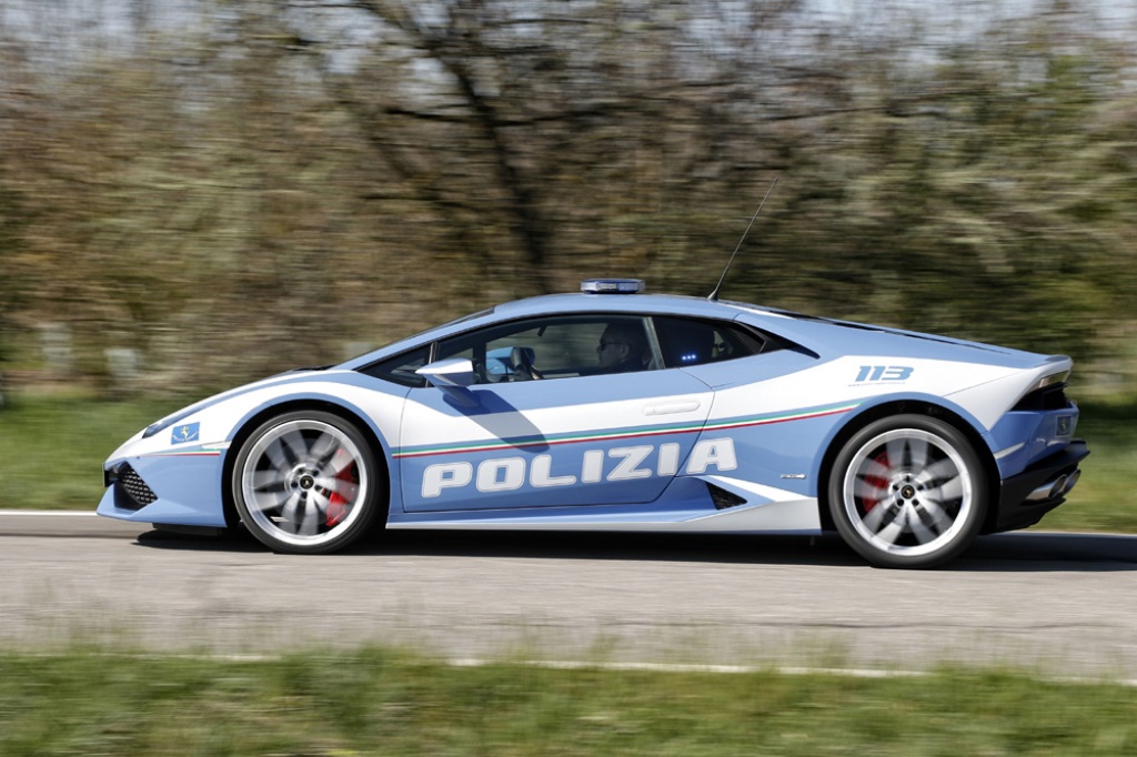POLÍCIA ITALIANA INCORPORA MAIS UM LAMBORGHINI HURACÁN EM SUA FROTA, foto 2
