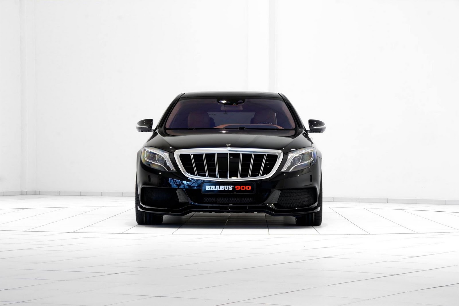 MERCEDES-MAYBACH BRABUS ROCKET 900: SEDAN TOPO DE LINHA SURGE EXTREMAMENTE RADICAL, foto 1