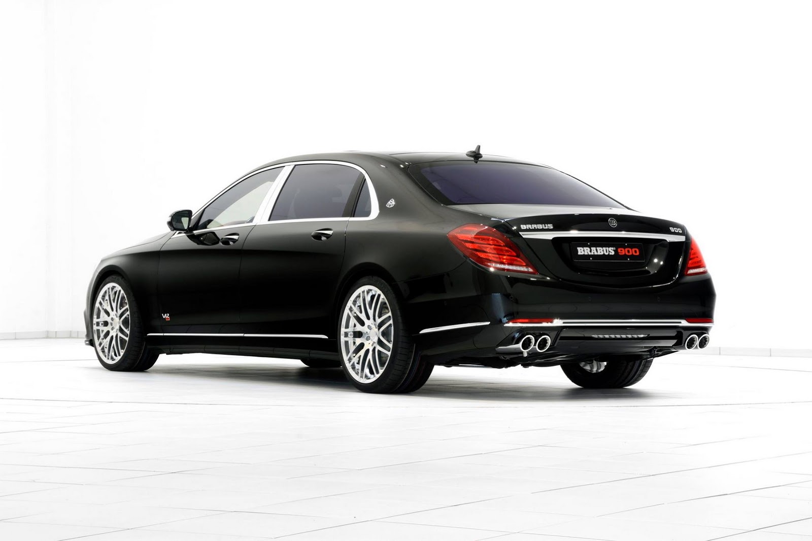 MERCEDES-MAYBACH BRABUS ROCKET 900: SEDAN TOPO DE LINHA SURGE EXTREMAMENTE RADICAL, foto 4