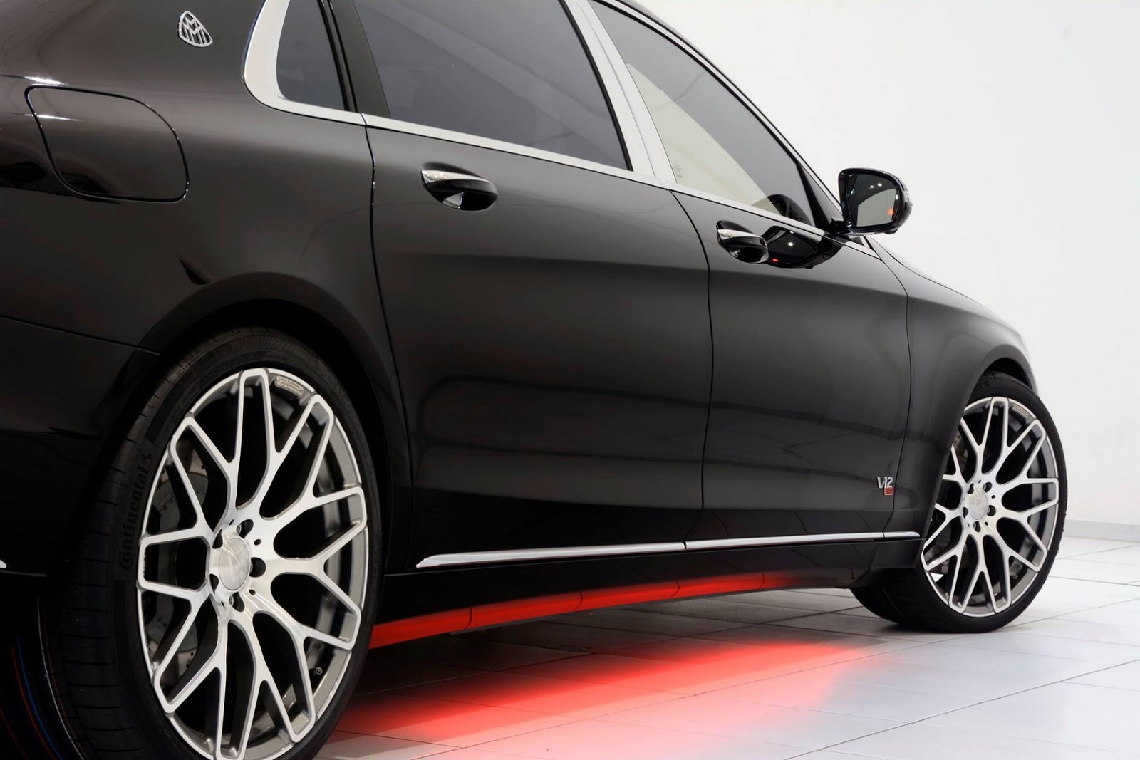 MERCEDES-MAYBACH BRABUS ROCKET 900: SEDAN TOPO DE LINHA SURGE EXTREMAMENTE RADICAL, foto 13