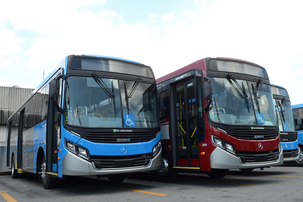 MERCEDES-BENZ VENDE 65 ÔNIBUS URBANOS PARA A CIDADE DE SÃO PAULO, foto 1