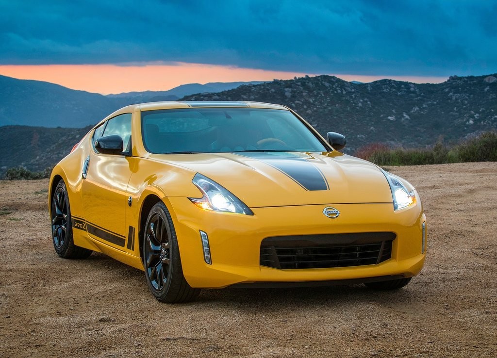 NISSAN 370Z HERITAGE EDITION PRESTA HOMENAGEM AOS 50 ANOS DA SÉRIE Z NOS ESTADOS UNIDOS, foto 4