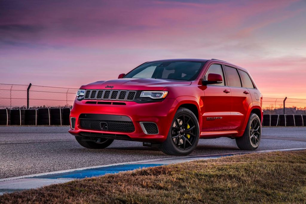 JEEP GRAND CHEROKEE TRACKHAWK: O SUV MAIS POTENTE DO MUNDO SERÁ MOSTRADO AO PÚBLICO EM NEW YORK, foto 2