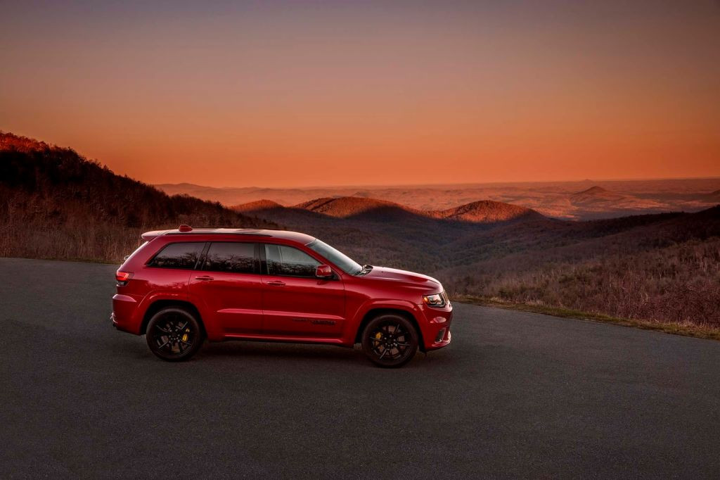 JEEP GRAND CHEROKEE TRACKHAWK: O SUV MAIS POTENTE DO MUNDO SERÁ MOSTRADO AO PÚBLICO EM NEW YORK, foto 10