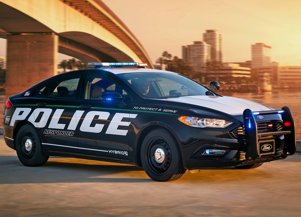 FORD DESENVOLVE NOVO VEÍCULO HÍBRIDO PARA A POLÍCIA DOS ESTADOS UNIDOS, foto 2