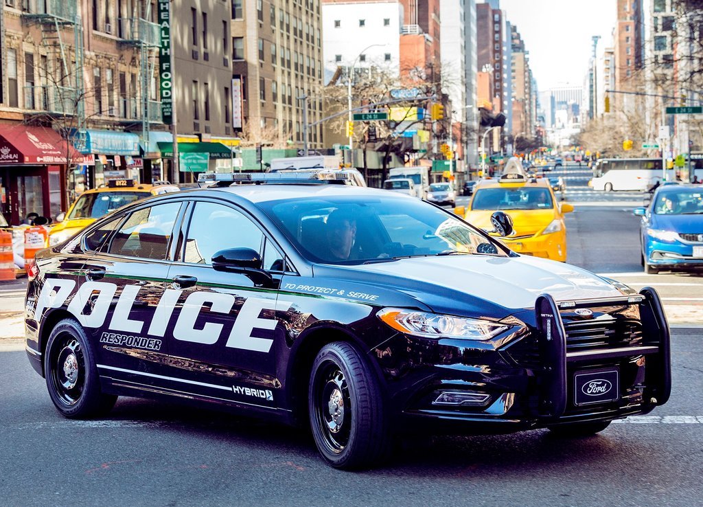 FORD DESENVOLVE NOVO VEÍCULO HÍBRIDO PARA A POLÍCIA DOS ESTADOS UNIDOS, foto 3
