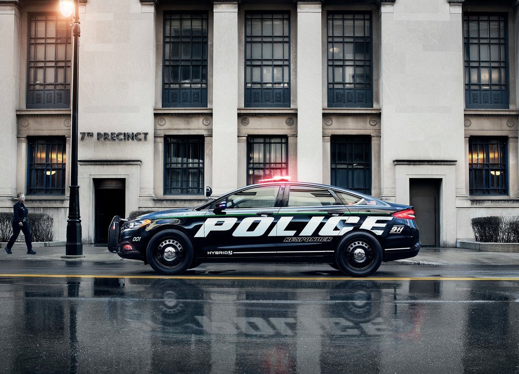 FORD DESENVOLVE NOVO VEÍCULO HÍBRIDO PARA A POLÍCIA DOS ESTADOS UNIDOS, foto 6