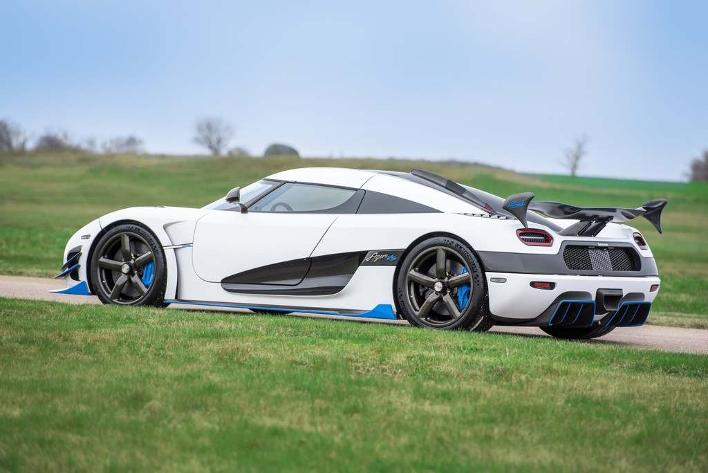 KOENIGSEGG AGERA RS1 SERÁ MOSTRADO EM NEW YORK, foto 2
