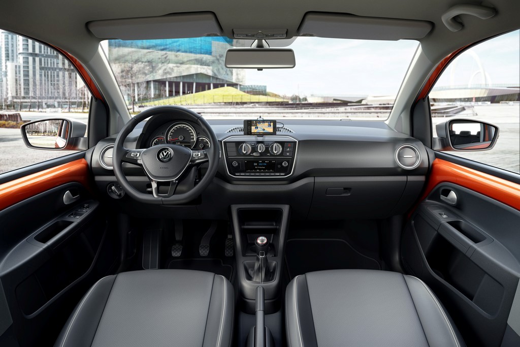 VOLKSWAGEN NOVO CROSS UP! ALIA ESTILO AVENTUREIRO COM TECNOLOGIA, CONECTIVIDADE E DESEMPENHO, foto 4