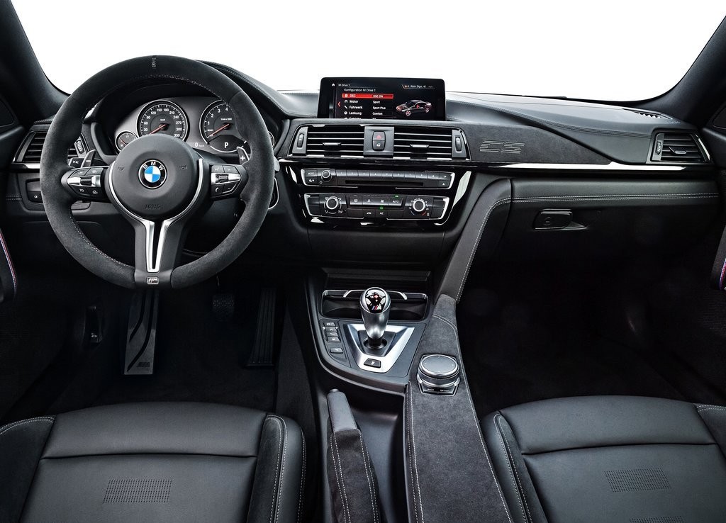 BMW M4 CS SURGE EM XANGAI COM 460 CV, foto 31