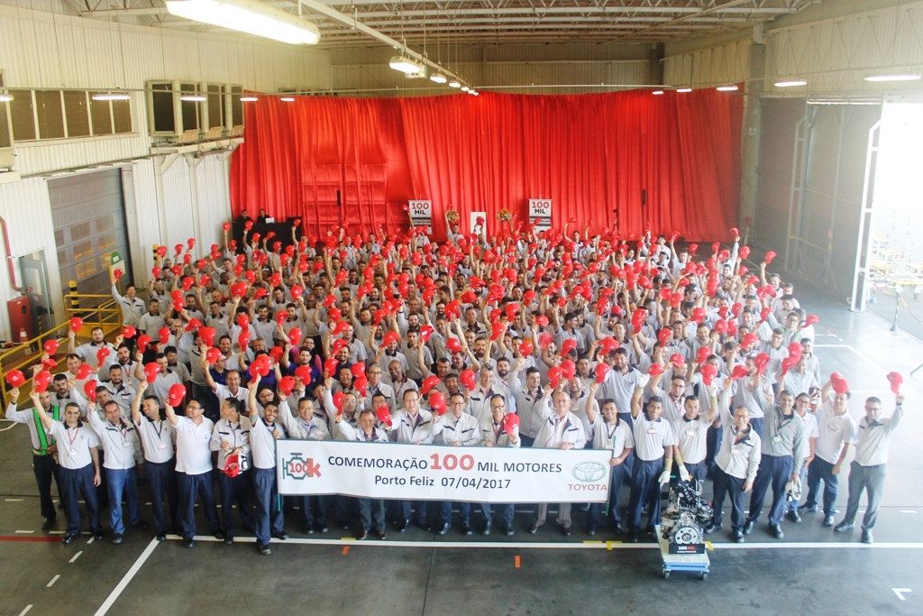 TOYOTA DO BRASIL COMEMORA PRODUÇÃO DE 100 MIL MOTORES EM SUA FÁBRICA DE PORTO FELIZ, foto 1