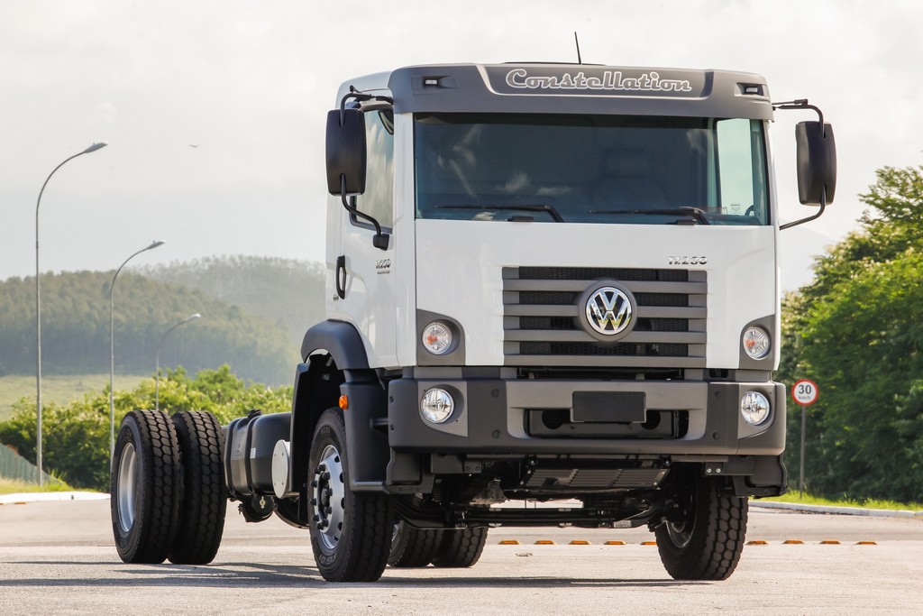 VOLKSWAGEN CAMINHÕES LANÇA MODELO PARA COLETA DE RESÍDUOS, foto 1