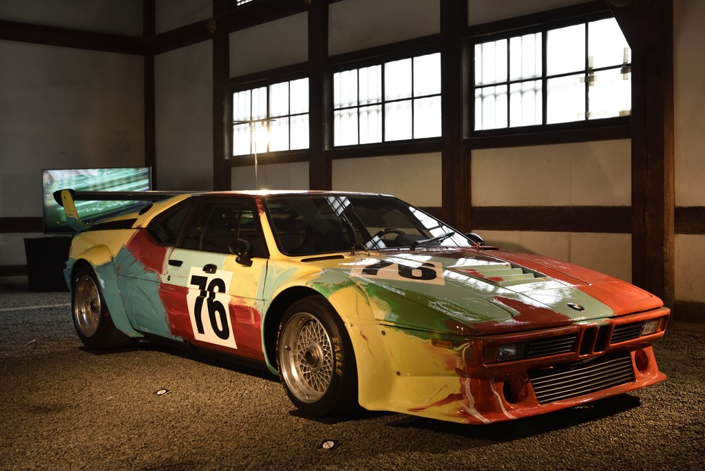 BMW M1 ESTILIZADO POR ANDY WARHOL É EXIBIDO NO JAPÃO NO FESTIVAL INTERNACIONAL DE FOTOGRAFIA DE KYOTO, foto 1