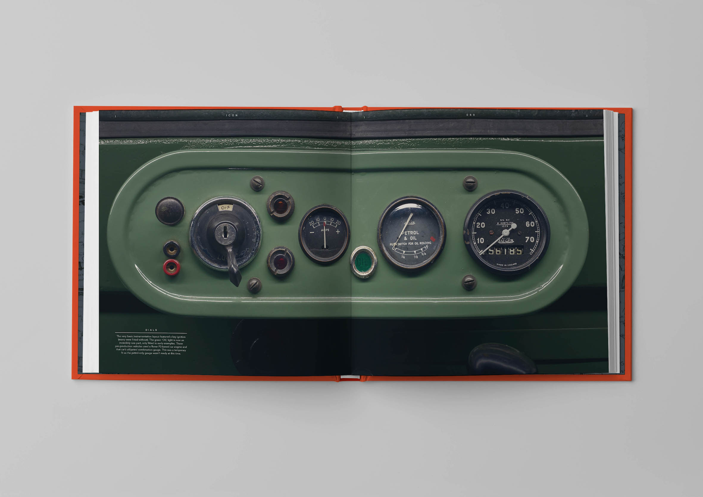 LAND ROVER PUBLICA LIVRO COM A HISTÓRIA OFICIAL DO DEFENDER, foto 3