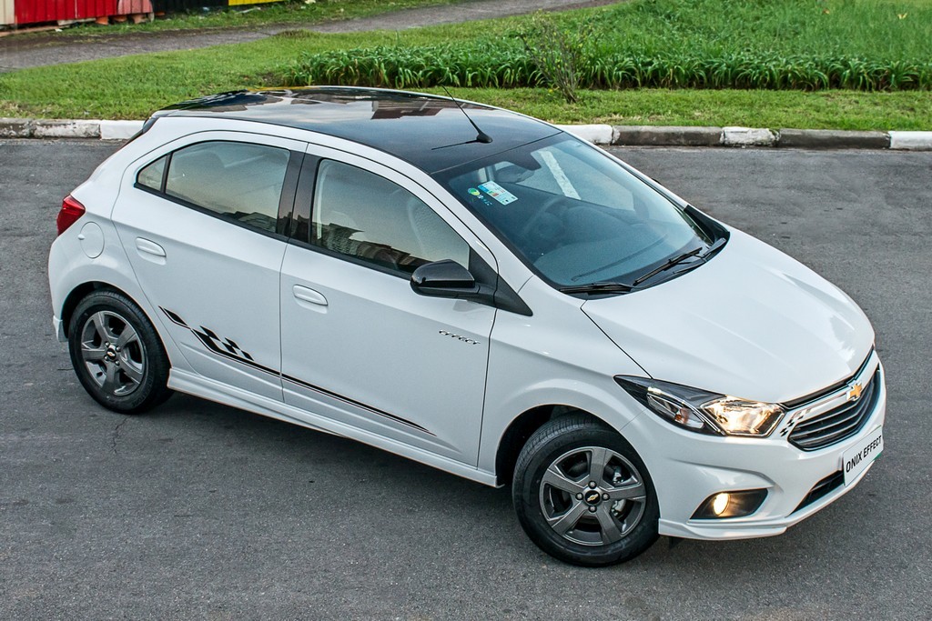 CHEVROLET ONIX EFFECT MARCA ESTREIA DA LINHA 2018 DO MODELO, foto 3