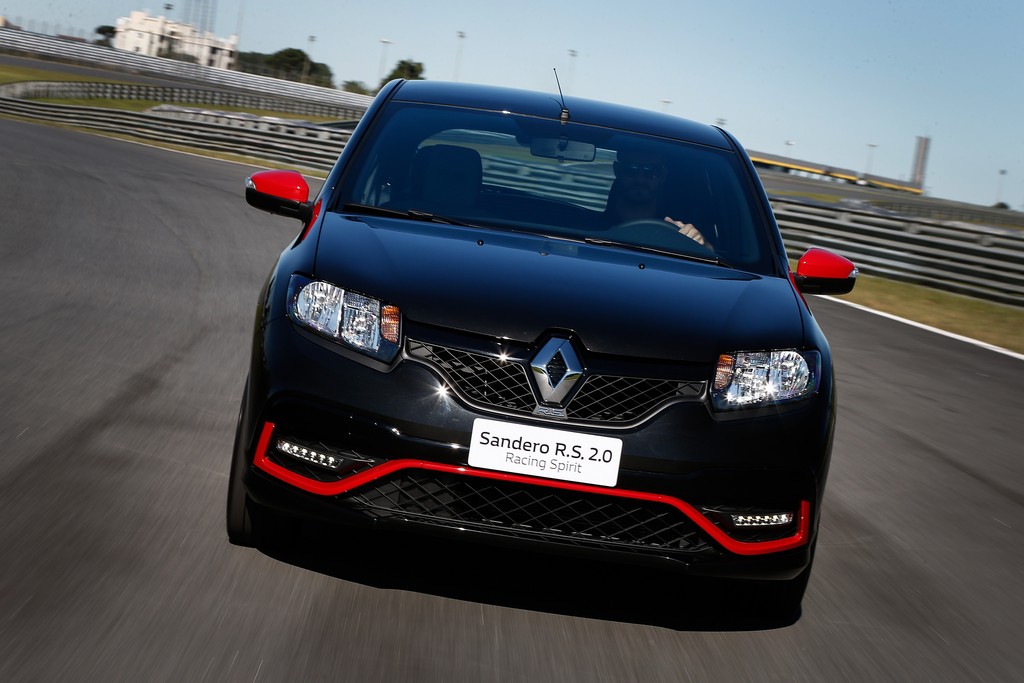 RENAULT SANDERO RS 2.0 GANHA SÉRIE LIMITADA RACING SPIRIT, foto 11